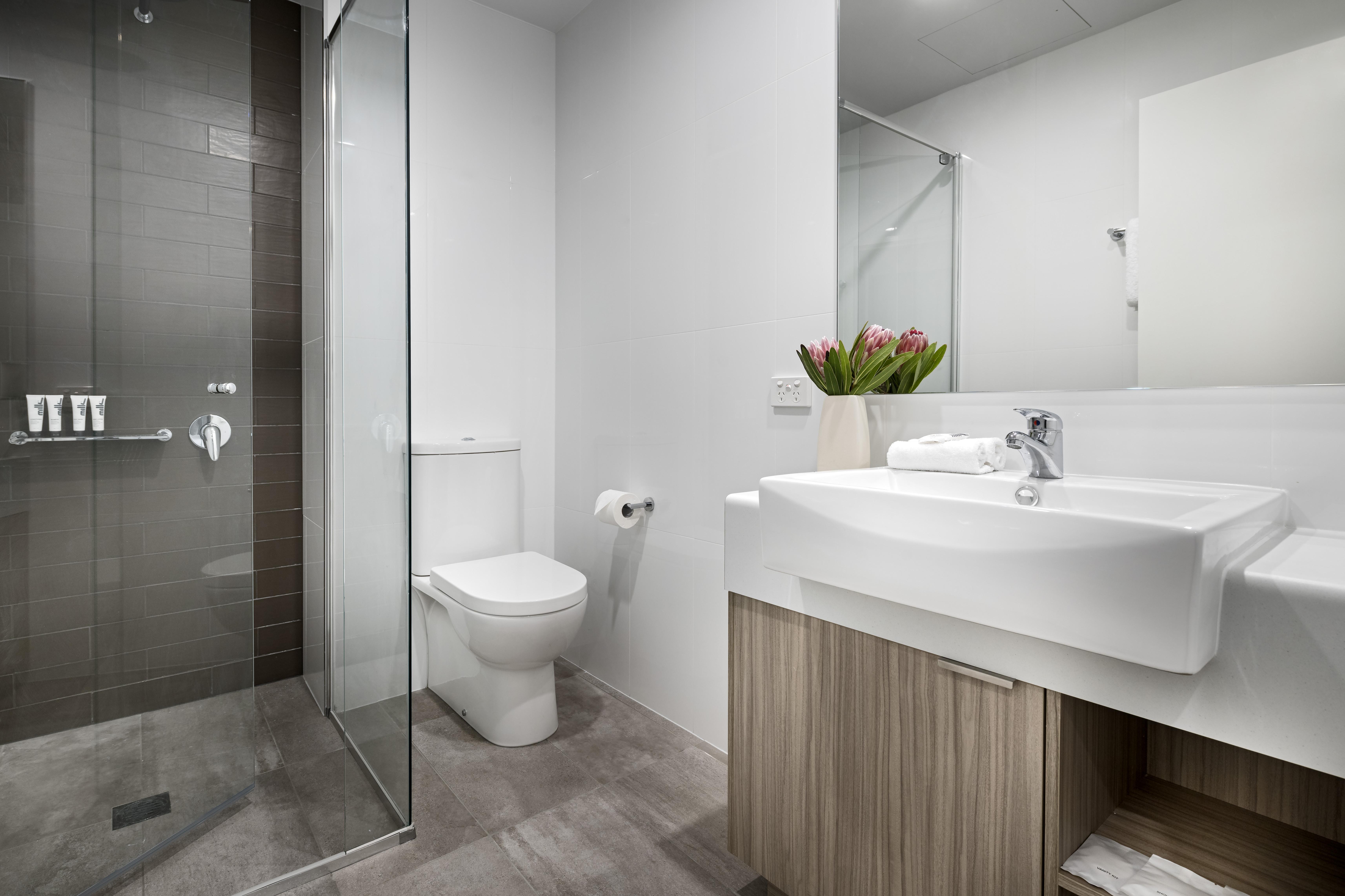 Quest Midland Aparthotel Εξωτερικό φωτογραφία