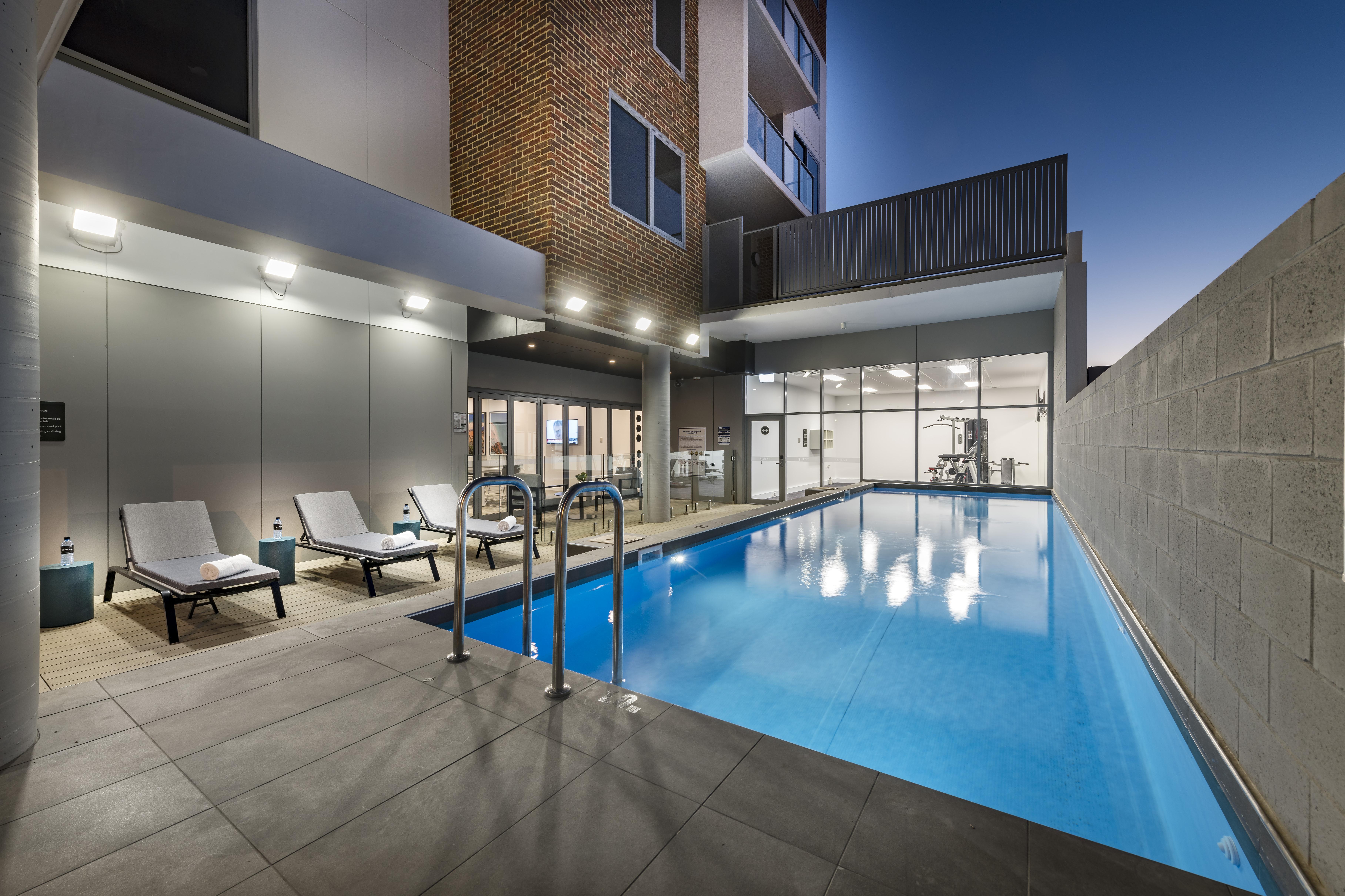 Quest Midland Aparthotel Εξωτερικό φωτογραφία
