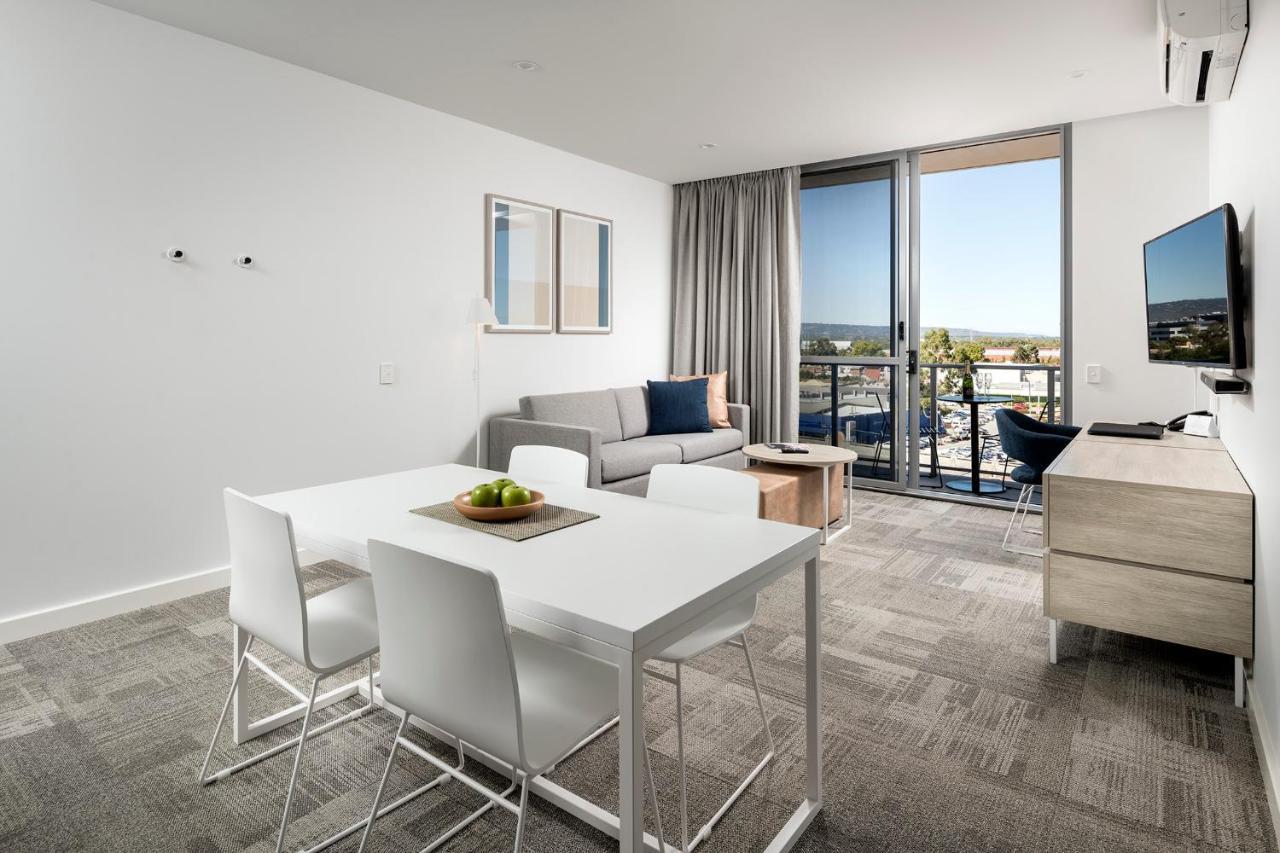 Quest Midland Aparthotel Εξωτερικό φωτογραφία